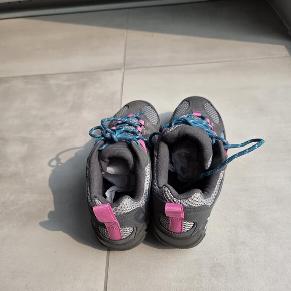 Merrell Yokota 2 Mid Waterproof Hiking - Brand New - Picture 2 of 7